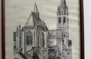 GITE DANINOU; meublé 3 chambres avec terrasse (1er étage du château) , salon et cuisine ouverte - Foto 12