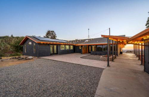 4000 SF, 20 Acre Gated Luxe Estate, Game Room, Pano View, Pool, Spa - Foto 40