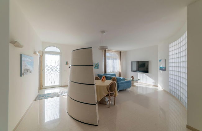 Casa Kalliste In Town - Photo 21