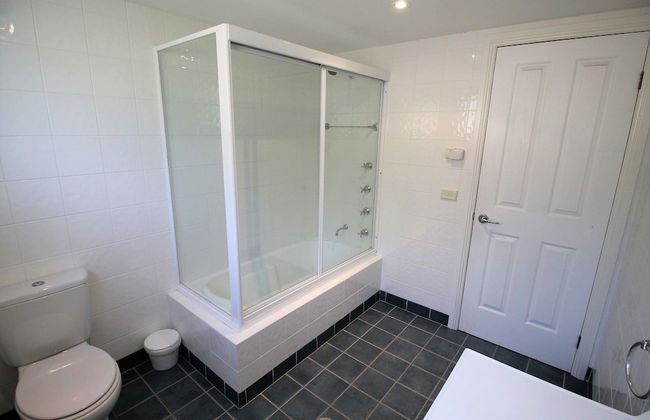 Torino 6 - Lake Jindabyne & Snowy Mountain Views - Photo 12