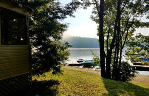 Lovely Lakeside Cabin Rental near Pharaoh Lake Wilderness Area in New York - Photo 13