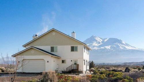 Luxury Shasta Vista Retreat & Basecamp - Sauna & Jacuzzi - Foto 2