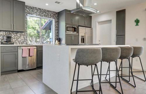 Dive into Desert Wonderland Pool, Spa, Fire Pit - Foto 7