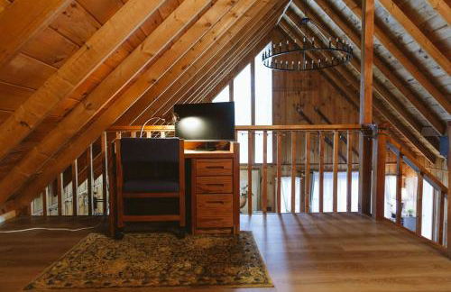 ADK Forest Cabin near Lake Placid with Hot Tub and Ice Bath - Foto 43