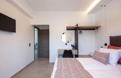 Sunnyside Villas, Just Steps to the Beach & Restaurants, By ThinkVilla - Photo 59