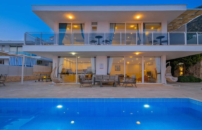 Villa Lumiere 2 Luxurious 4 bed Villa in Kiziltas Kalkan With sea Views - Foto 24
