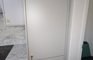 Fantastic 3-Bedroom House in Crawley - 10 mins from Gatwick - Foto 19