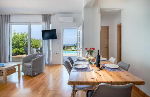 DIMITRA apartment with private pool and sea view -the ground floor of a two storey building - Foto 4