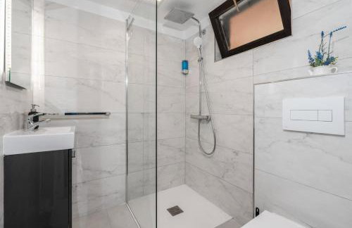 Luxury Seaview Apartment - Foto 25