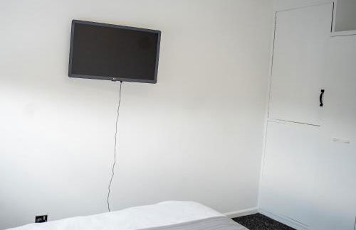 Rent Entire Calmhaven Apartment - Foto 9