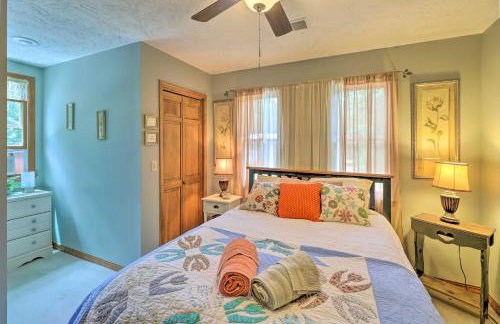 10-Acre Mountain Home Getaway with Fire Pit - Foto 23