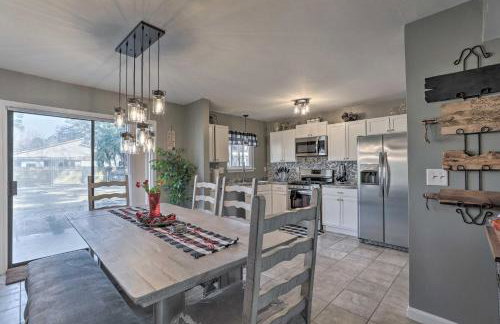 Hot Tub! Family Getaway 17 Mi to Dtwn Charleston - Foto 8