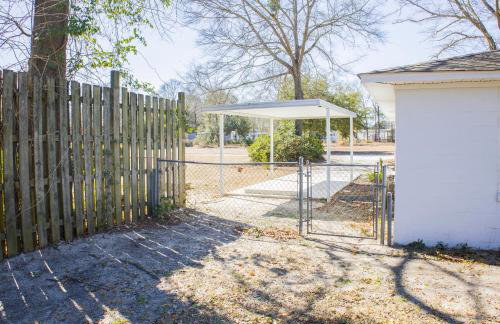 White Picket Fence - EV Charger! - Foto 14