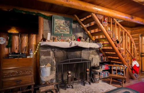 Romantic Log Cabin Rental with Hot Tub near Mount Hood, Oregon - Foto 10