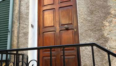 Castle Apartment with Lake View - Foto 2