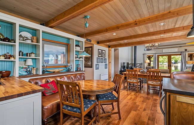 Marina Beach Lodge - Lakefront Home on Beach! by Yosemite Region Resorts - Foto 21