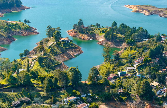 Paragliding in Guatapé - Photo 1