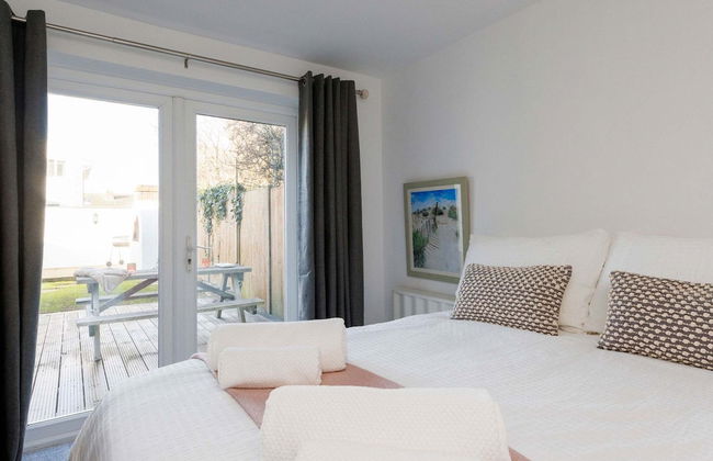 Beautifully Refurbished 4-bed Beachside Retreat - Foto 16