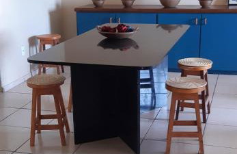 Apartamento Inteiro a 100 metros da Praia - Foto 1