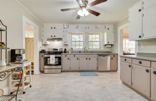 Historic Arab Home 12 Mi to Guntersville Lake! - Foto 6