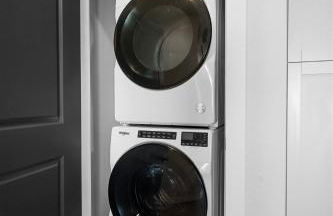 Deluxe 2BR Near Amp, Culture & Walmart wPool - Photo 42