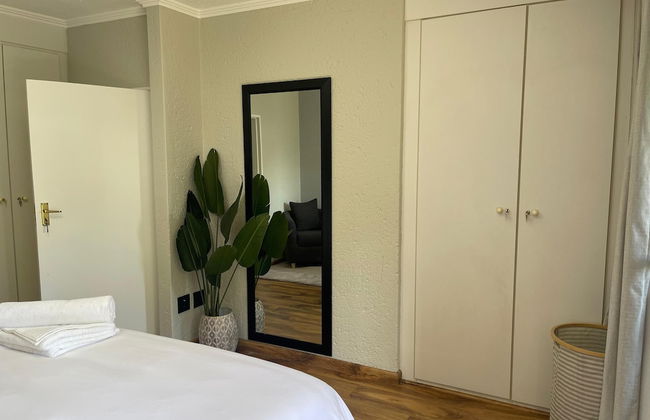 3 Bedroom Apartment in the Heart of Sandton - Photo 14