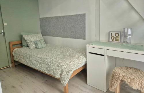 Le Canut Duviard - proche métro Croix-Rousse - Foto 4