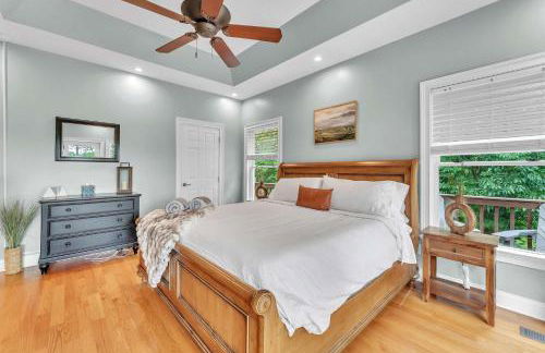 The Retreat at Wildwood - Hot Tub Theater & Deck - Foto 19