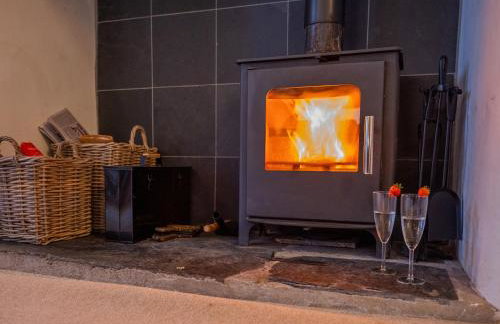 Charming Cottage near Dartmouth with Log Burner - Photo 6