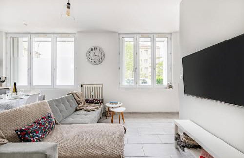 Le Steel-Appart Cosy-Parking-WIFI-NETFLIX - Foto 14