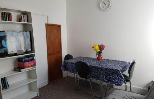 Portsmouth House near Centre 3 Bedrooms - Foto 28