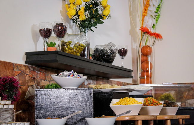 Almond Hotel Apartments - Foto 37