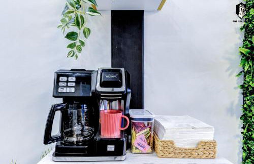 The Stallion #106 - Walk to Museums, Luxe Loft with free gated parking - Foto 4