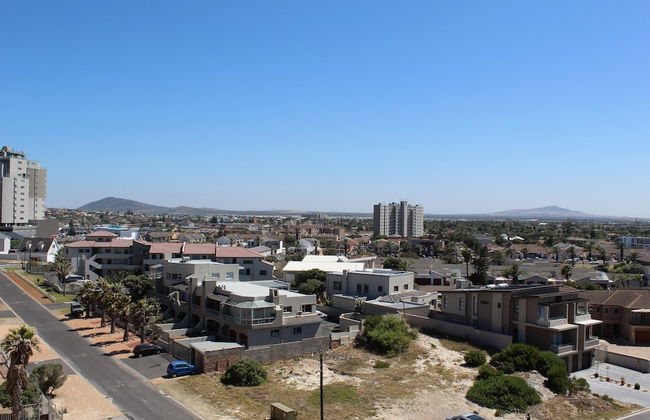 Stay Spectacular - Photo 50