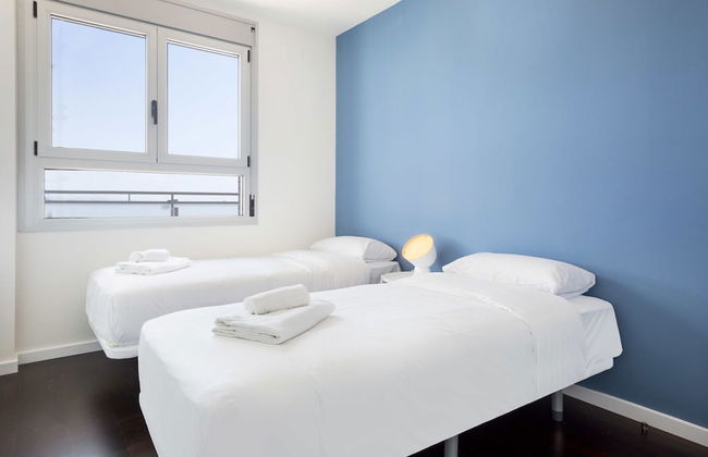 Olala Port Forum Apartments - Photo 5