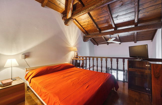 Piazza Maggiore Duplex Apartment - Photo 4