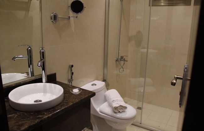 Pestana Hotel & Suites 3 - Photo 21