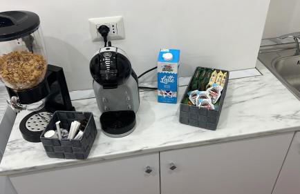 Dimora di Antonietta Room - near Train Station & Wi-Fi - Foto 11