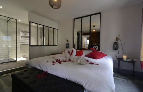 Appartement jacuzzi privatif : Urban Love - Foto 1