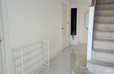 Glams beautiful luxury home - Foto 9