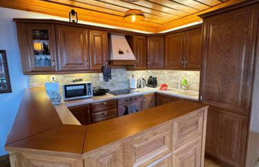 Βίτσα Πετρόκτιστο Αρχοντικό "Ιόλη" με θέα Ζαγόρι - Foto 11