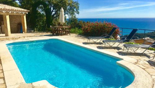 Espectaculares vistas al mar en chalet con piscina - Foto 4