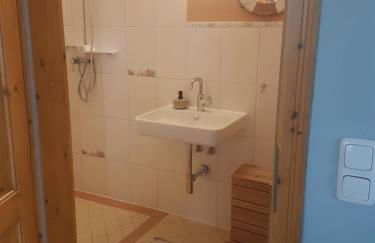 in die Ferien mit 16 Freunden - Foto 14