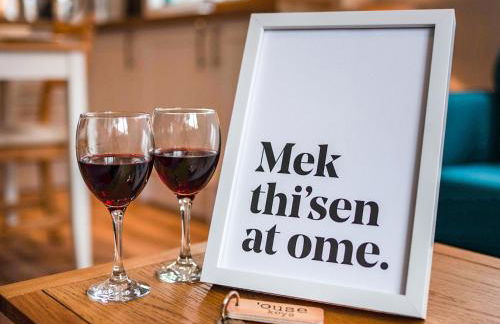 Ay Come Inn - Foto 2