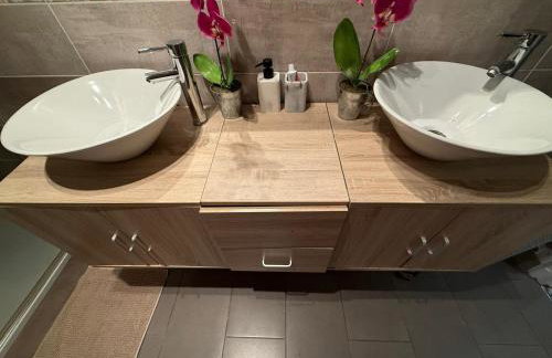 Appartement spacieux au centre-ville - Foto 15