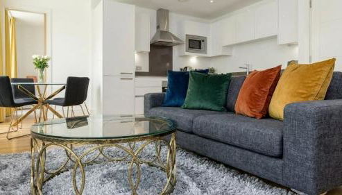 Premium 2-Bedroom Apartment Greenwich Near O2 & Transport - Foto 2, minibar