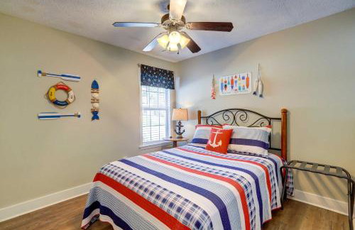 Dock and Fire Pit Stunning Lake Sinclair Home! - Foto 17