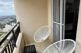 Apartamento completo, com vaga, varanda e piscina - Foto 20