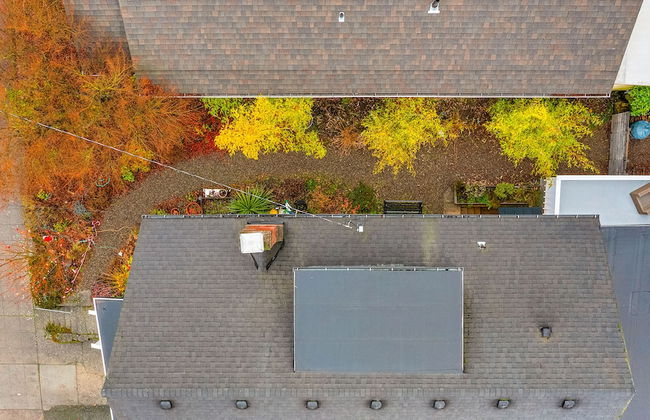 Mid-Century Vibes Basement - Foto 28