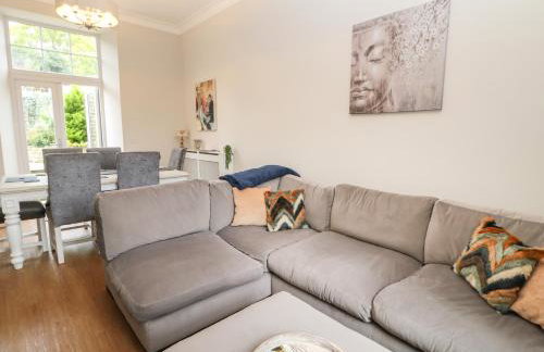 1 Claire House Way - Photo 8